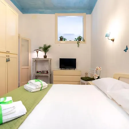Guesthost - La Bombetta Cheerful Appartement